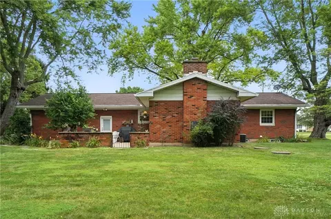 Exterior - 4543 Mumper Rd, Springfield, OH 45502 photo 5 of 10