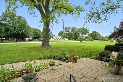 Exterior - 4543 Mumper Rd, Springfield, OH 45502 photo 4 of 10