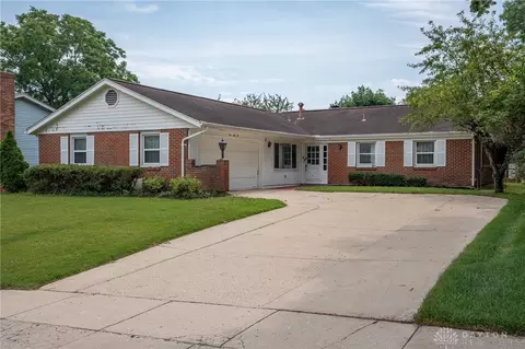 362 Ridgewood Dr, Fairborn, OH 45324