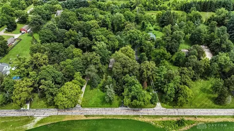 2800 Wilmington Dayton Rd, Sugarcreek Township, OH 45305