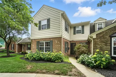 982 Patriot Sq, Washington Township, OH 45459