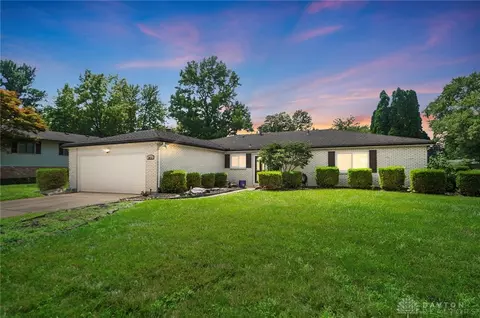 5013 Croftshire Dr, Dayton, OH 45440