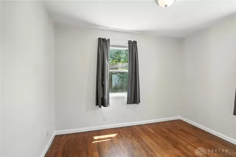 Bedroom - 320 E Dorothy Ln, Dayton, OH 45419 photo 3 of 4