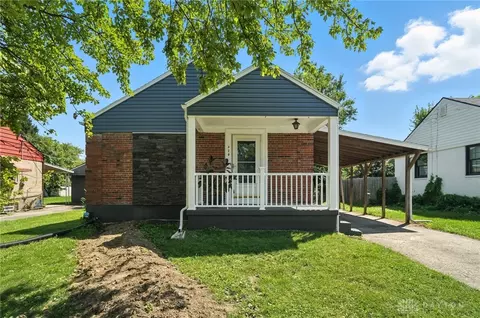 320 E Dorothy Ln, Dayton, OH 45419