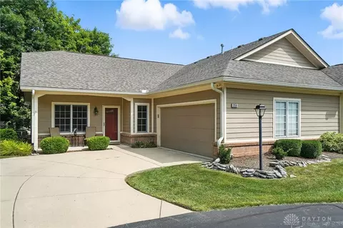 3359 Darbyshire Dr, Dayton, OH 45440