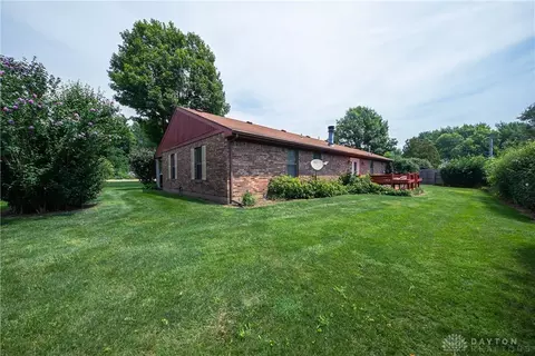 Exterior - 183 Rebert Pike, Enon, OH 45323 photo 6 of 8
