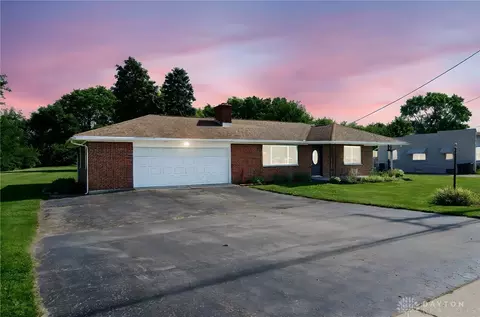 3465 Alex Bell Rd, Dayton, OH 45449