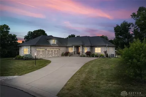 2238 Estates Ct, Springboro, OH 45066