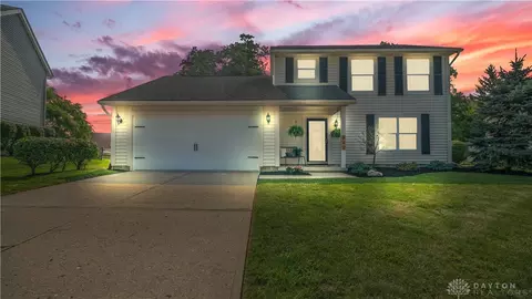 842 Olde Farm Ct, Vandalia, OH 45377