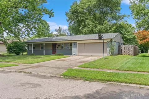 4414 Moss Oak Trl, Bellbrook, OH 45305