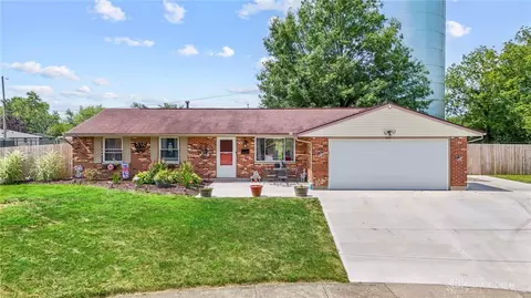 6631 Pegwood Ct, Dayton, OH 45424