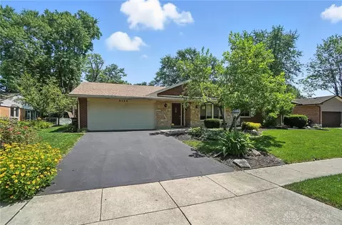 5124 Cloudsdale Dr, Kettering, OH 45440