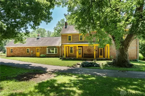 350 Somerset Ln, Waynesville, OH 45068