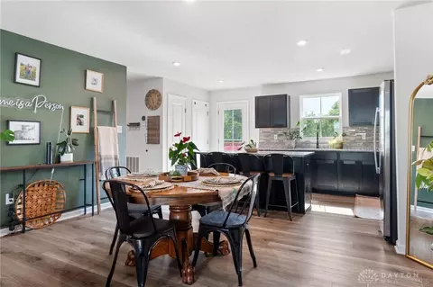 197 Chesapeake Cir, Springfield, OH 45505