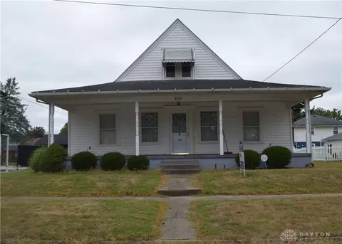 409 Pleasant Ave, Malvern, OH 44644