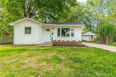 1728 Windemere Dr, Dayton, OH 45429