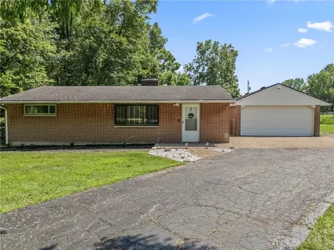 Exterior - 2790 Sears Rd, Spring Valley, OH 45370 photo 3 of 13