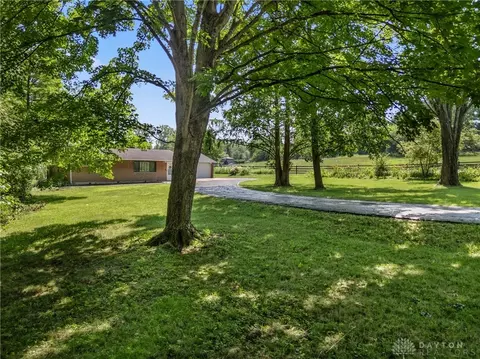 Exterior - 2790 Sears Rd, Spring Valley, OH 45370 photo 5 of 13