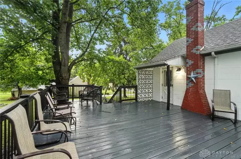 Exterior - 224 E Downey Dr, Springfield, OH 45504 photo 12 of 15