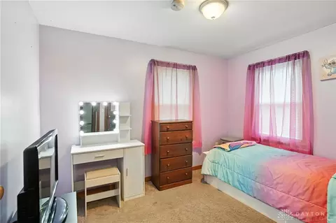 Bedroom - 224 E Downey Dr, Springfield, OH 45504 photo 2 of 4