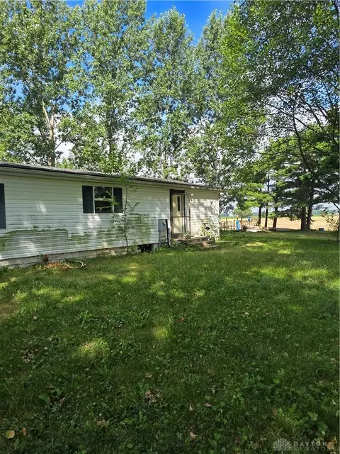 Exterior - 11968 Arling Rd, Anna, OH 45302 photo 3 of 14