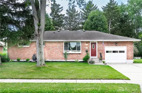 728 N Dorset Rd, Troy, OH 45373