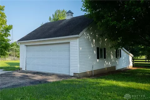 Other - 2036 Troy Rd, Springfield, OH 45504 photo 3 of 10