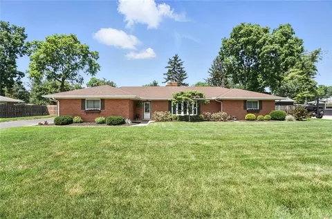 159 Cardigan Rd, Washington Township, OH 45459