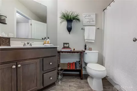 Bath - 84 Old Pond Rd, Springboro, OH 45066 photo 1 of 3