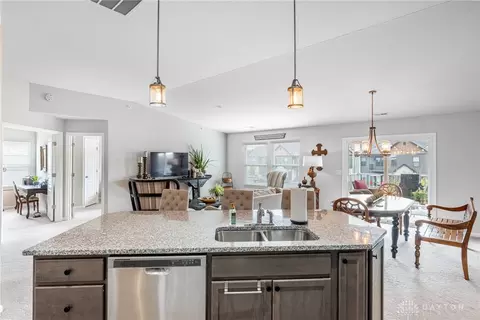 Kitchen - 84 Old Pond Rd, Springboro, OH 45066 photo 1 of 4