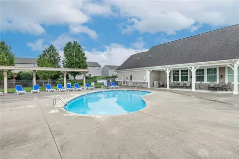 Exterior - 84 Old Pond Rd, Springboro, OH 45066 photo 7 of 9