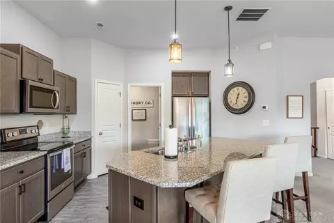 Kitchen - 84 Old Pond Rd, Springboro, OH 45066 photo 4 of 4