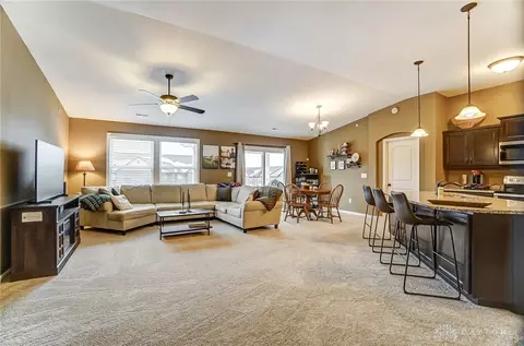 44 Old Pond Rd, Springboro, OH 45066 photo 12