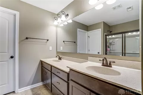 44 Old Pond Rd, Springboro, OH 45066 photo 28