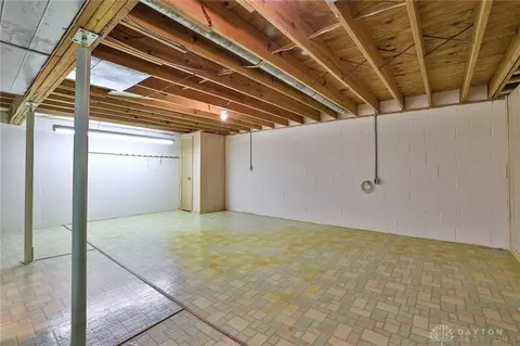 2073 Sunset Dr, Hamilton, OH 45013 photo 18