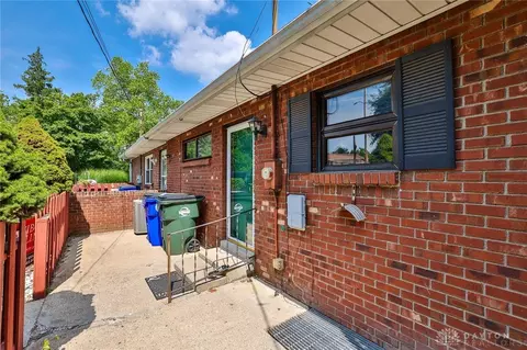 2073 Sunset Dr, Hamilton, OH 45013 photo 31