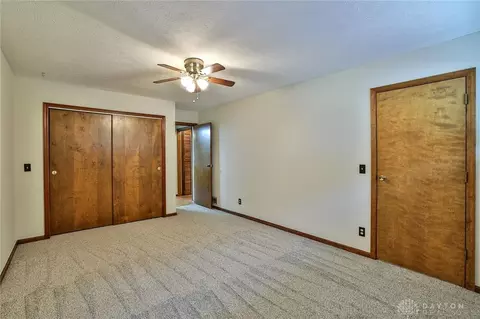 2073 Sunset Dr, Hamilton, OH 45013 photo 13
