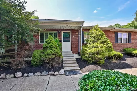 2073 Sunset Dr, Hamilton, OH 45013 photo 32