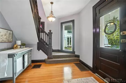Entry Way - 1119 Garfield, Springfield, OH 45504 photo 2 of 7