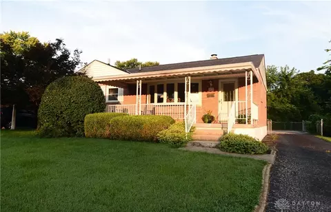 519 Douglas Dr, Miamisburg, OH 45342