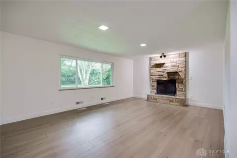 Living - 9271 State Route 48, Centerville, OH 45458 photo 1 of 5