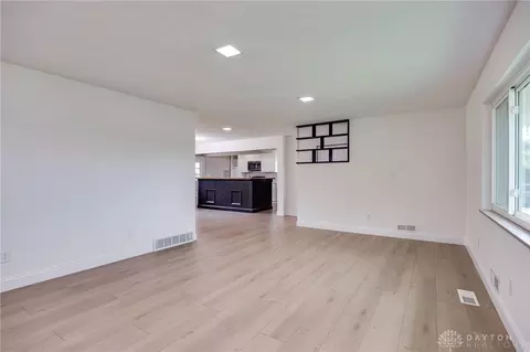 Living - 9271 State Route 48, Centerville, OH 45458 photo 3 of 5