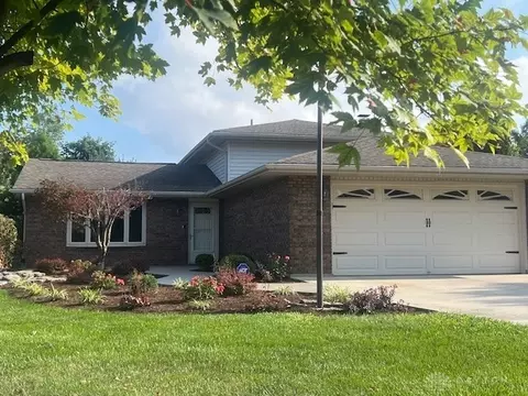 4168 Bayberry Ct, Hamilton, OH 45011