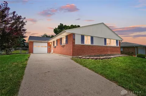 2823 Sutton Ave, Dayton, OH 45429