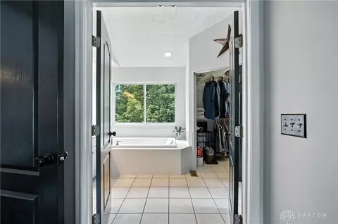 Bath - 6419 Pickering Grv, Morrow, OH 45152 photo 3 of 12