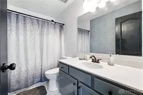 Bath - 6419 Pickering Grv, Morrow, OH 45152 photo 10 of 12