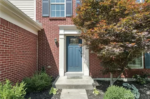 Entry Way - 6419 Pickering Grv, Morrow, OH 45152 photo 1 of 9