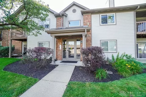 8854 Eagleview Dr #7, West Chester, OH 45069