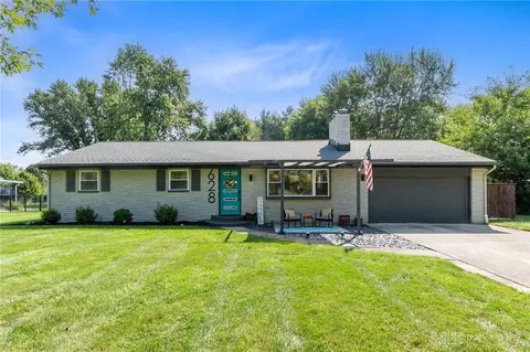 628 Carthage Dr, Dayton, OH 45434