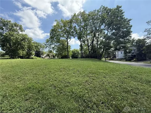 681 W Jefferson, Springfield, OH 45506